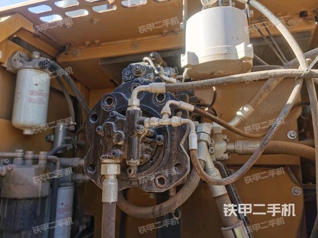 散热器正面(大件舱室) 散热器正面(大件舱室)