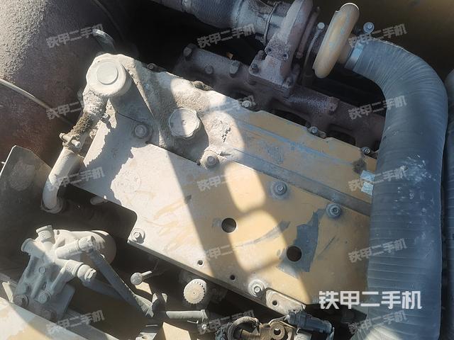 发动机整体俯视(整机外观) 发动机整体俯视(整机外观)