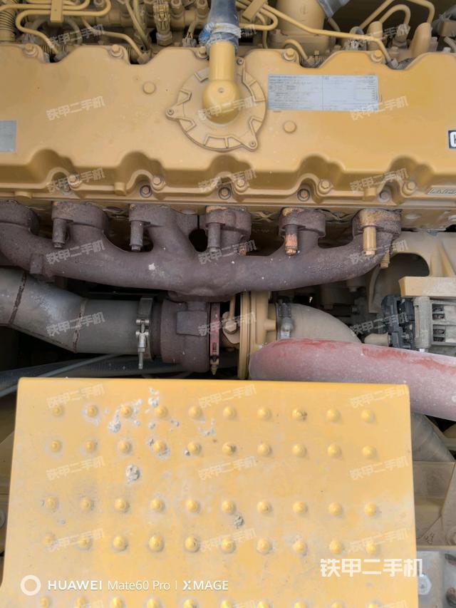 氣門室蓋螺絲特寫（上車部件）