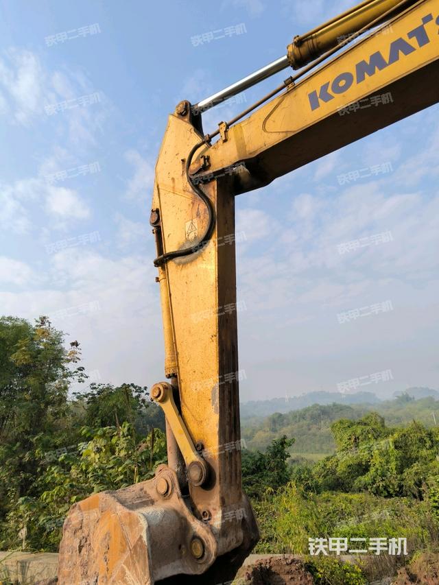 小臂整體左后（工作和回轉(zhuǎn)裝置）