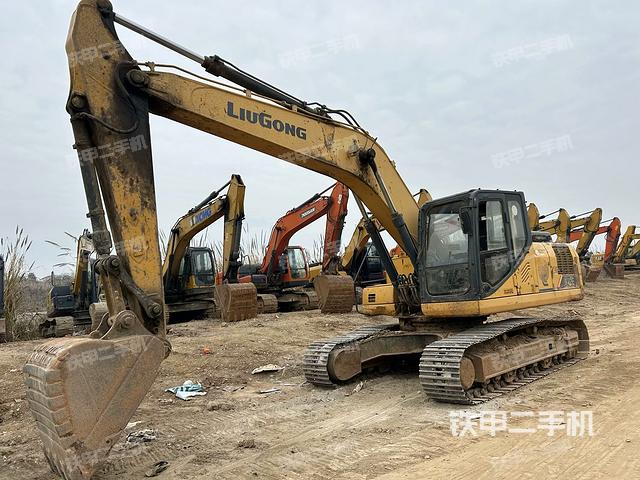 柳工CLG922E挖掘機(jī)