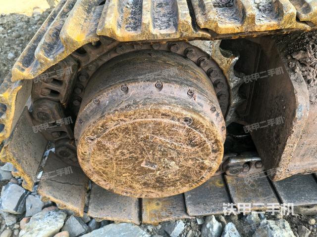 左驅(qū)動(dòng)輪（行走機(jī)構(gòu)）