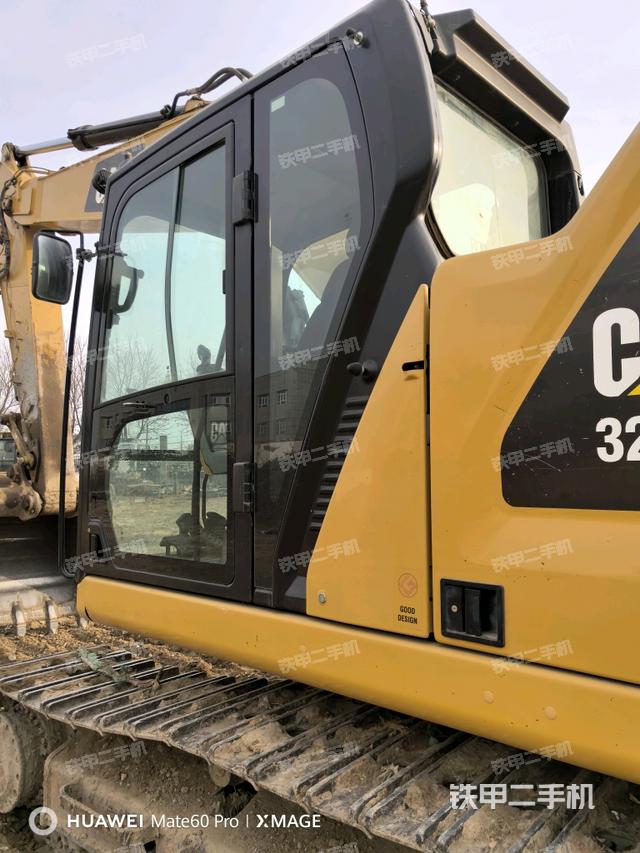 座椅左側(cè)控制臺/音響/含左手柄（駕駛室部分）