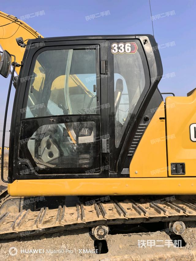 駕駛室正側(cè)（駕駛室部分）