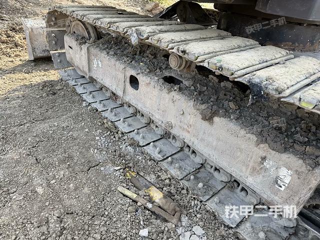 右側(cè)行走馬達(dá)蓋板（行走機(jī)構(gòu)）