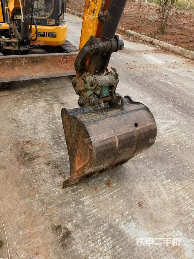 鏟斗45度（工作和回轉(zhuǎn)裝置）