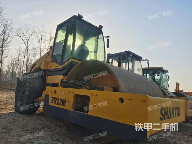 右前45°（壓路機(jī)整機(jī)外觀）