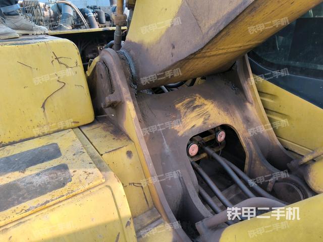 大臂根部?斜視（工作和回轉(zhuǎn)裝置）