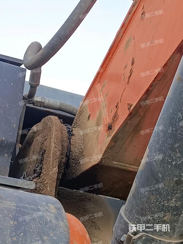 大臂根部 斜视（工作和回转装置）