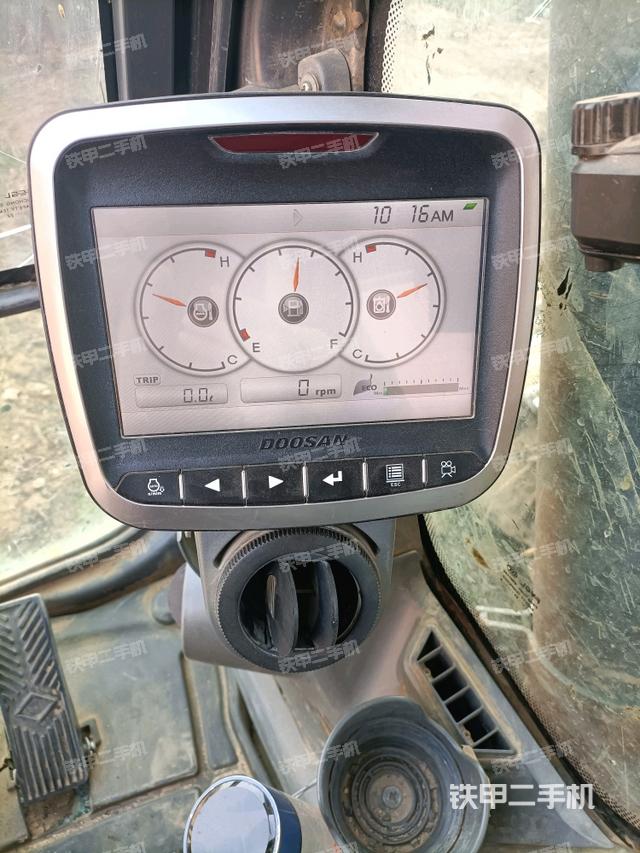 显示屏 （驾驶室部分）