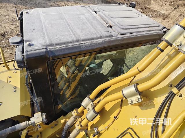 駕駛室整體（整機(jī)外觀）