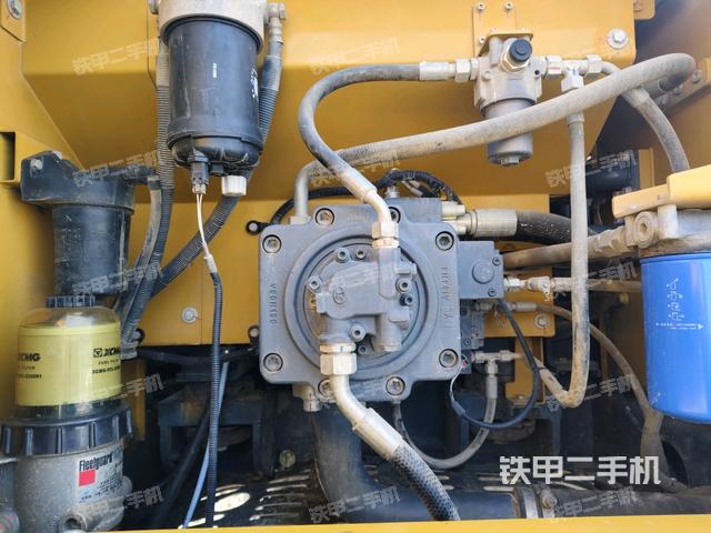 液壓泵室(大件艙室) 液壓泵室(大件艙室)