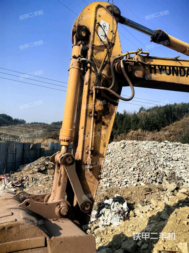 小臂整體左后（工作和回轉(zhuǎn)裝置）