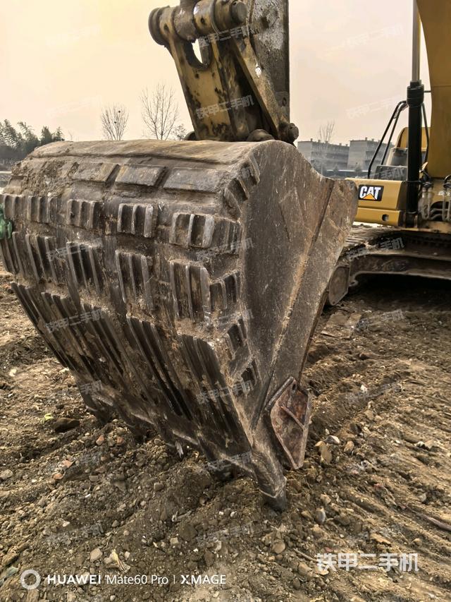 大臂根部?斜視（工作和回轉(zhuǎn)裝置）