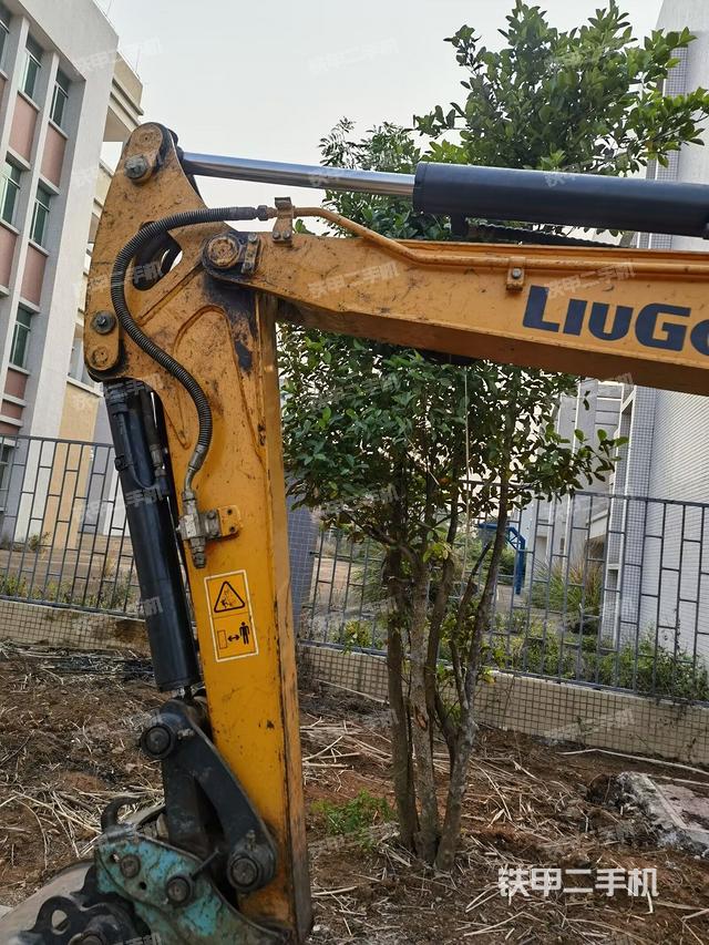 小臂整體左后（工作和回轉(zhuǎn)裝置）