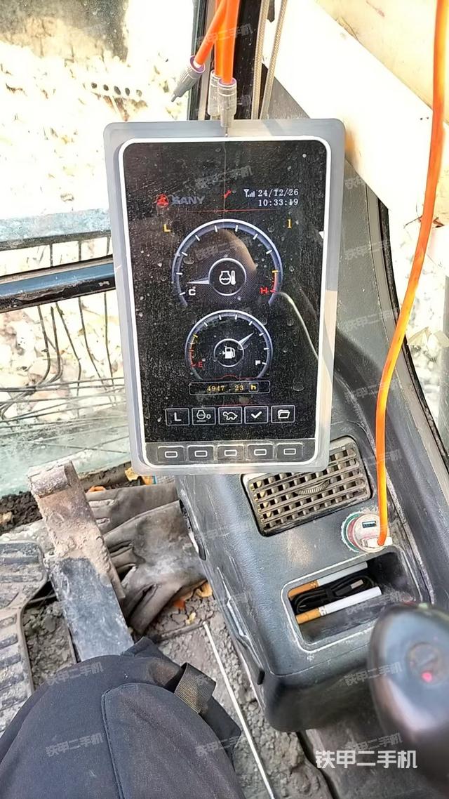 小時表(駕駛室部分) 小時表(駕駛室部分)