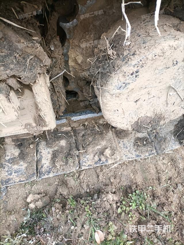 左驱动轮（行走机构）