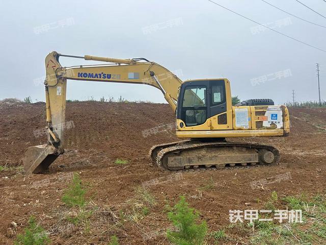 小松PC200-8挖掘机