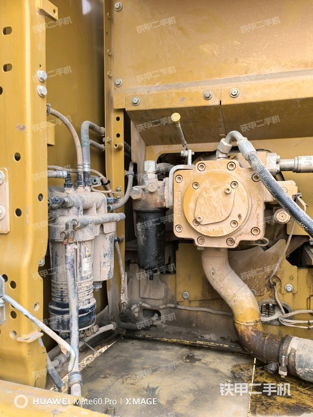 液壓泵斜45?右（大件艙室）