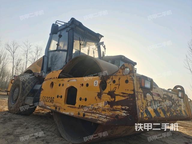 右前45°（壓路機(jī)整機(jī)外觀）