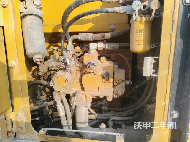 液壓泵斜45?左（大件艙室）