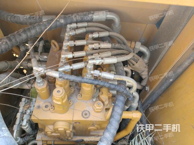 分配閥（上車部件）