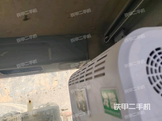 駕駛室正側(cè)(駕駛室部分) 駕駛室正側(cè)(駕駛室部分)