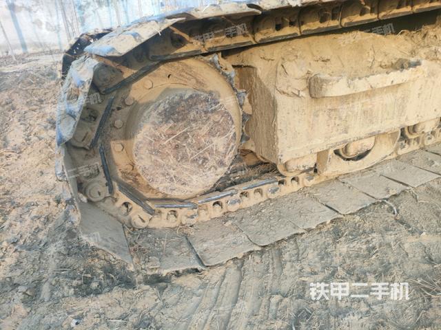 右驅動輪（行走機構）