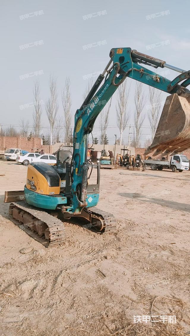 整機(jī)右后45°(整機(jī)外觀) 整機(jī)右后45°(整機(jī)外觀)