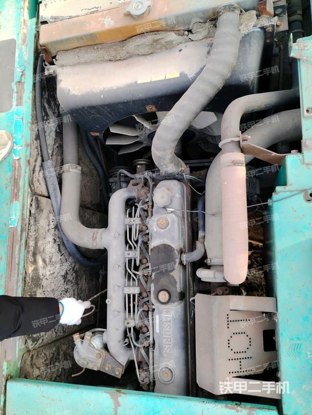 發(fā)動機室(上車部件) 發(fā)動機室(上車部件)