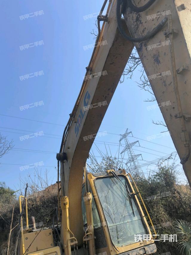 大臂整體?右側(cè)（工作和回轉(zhuǎn)裝置）