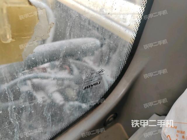 右側(cè)玻璃角標(biāo)(駕駛室部分) 右側(cè)玻璃角標(biāo)(駕駛室部分)