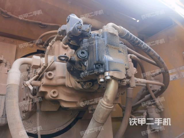 液壓泵室(大件艙室) 液壓泵室(大件艙室)
