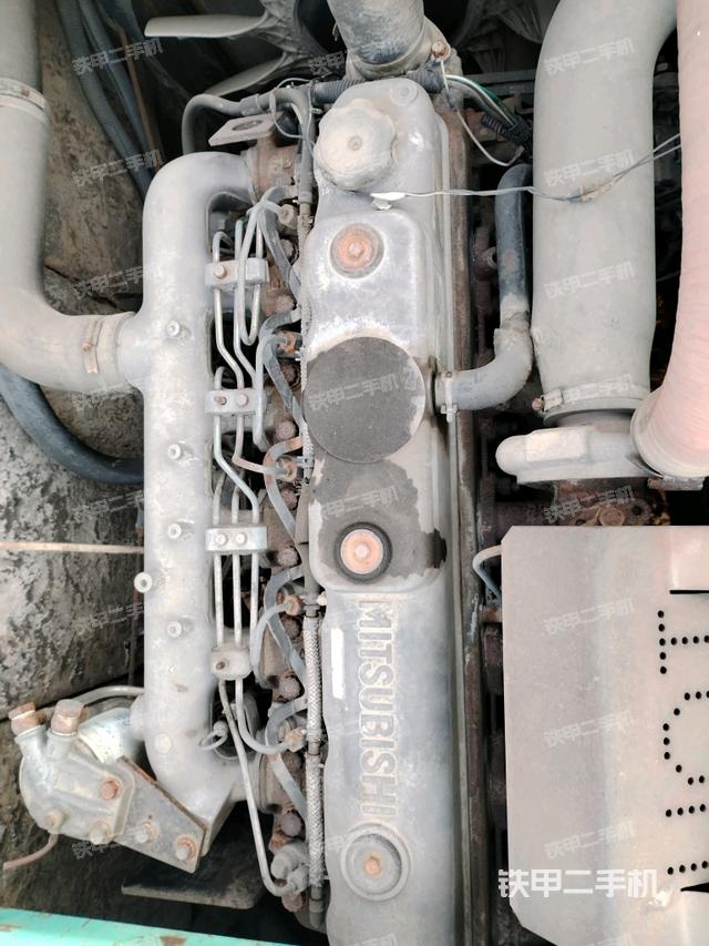 氣門室蓋螺絲特寫(上車部件) 氣門室蓋螺絲特寫(上車部件)