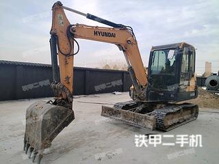 現(xiàn)代R 60VS挖掘機(jī)