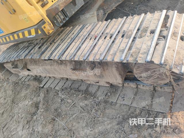 左側履帶整體?（行走機構）