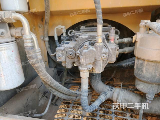 液壓泵斜45?左（大件艙室）