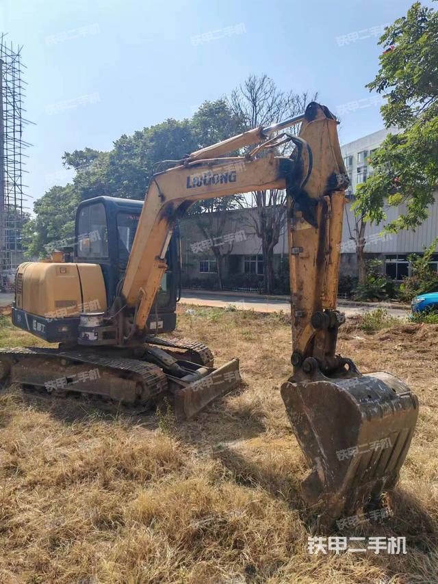 柳工CLG906D挖掘机