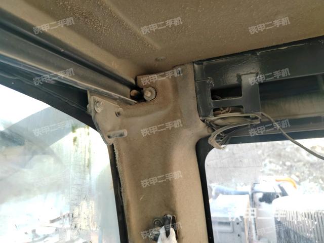 駕駛室左后45度（駕駛室部分）