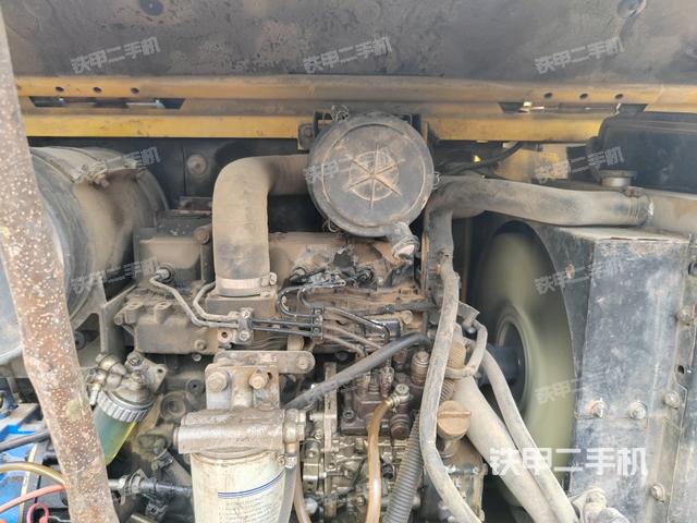 發(fā)動機室(上車部件) 發(fā)動機室(上車部件)