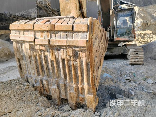 鏟斗45度（工作和回轉(zhuǎn)裝置）