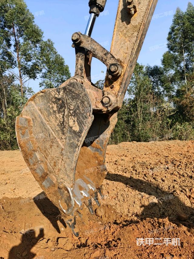 小臂整體左后（工作和回轉(zhuǎn)裝置）