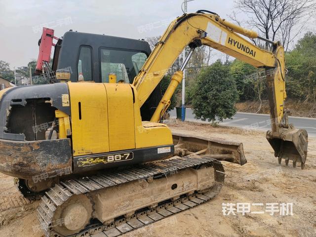 右后45(整機外觀) 右后45(整機外觀)