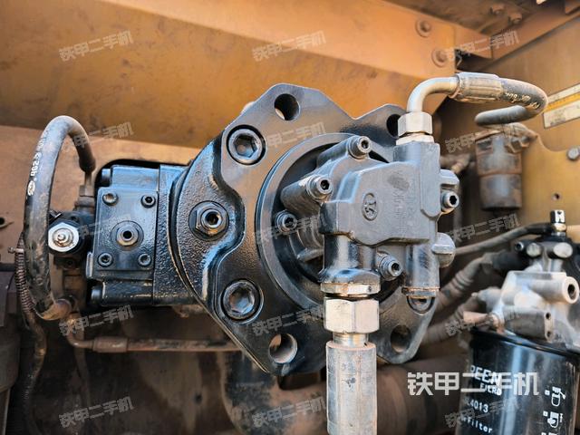 液壓泵室（大件艙室）