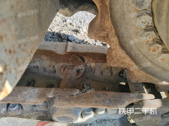 右側(cè)行走馬達(dá)蓋板(行走機(jī)構(gòu)) 右側(cè)行走馬達(dá)蓋板(行走機(jī)構(gòu))