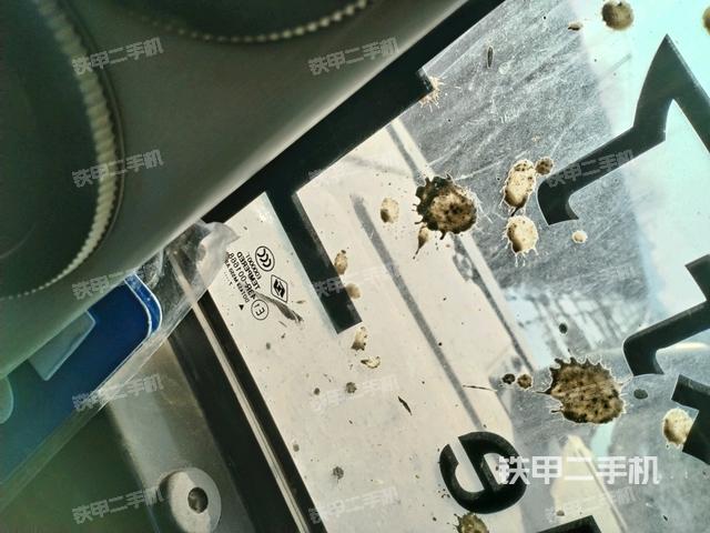 后窗玻璃角標(biāo)（駕駛室部分）