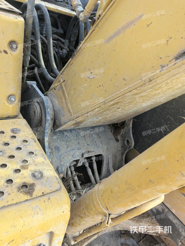 大臂根部?斜視（工作和回轉(zhuǎn)裝置）