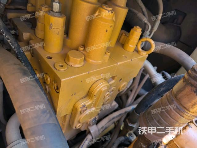 分配閥（上車部件）