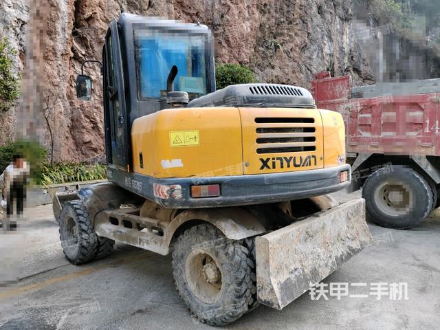 左后45(整機(jī)外觀) 左后45(整機(jī)外觀)