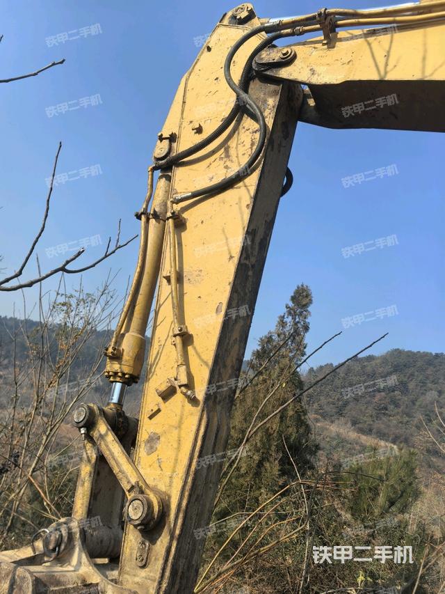 小臂整體左后（工作和回轉(zhuǎn)裝置）